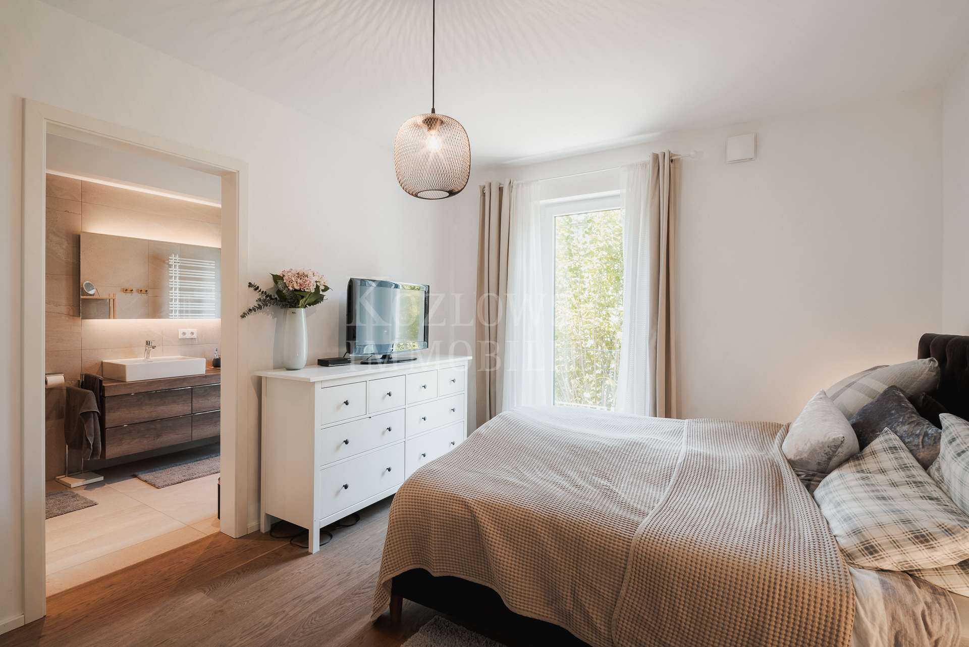 Masterbedroom