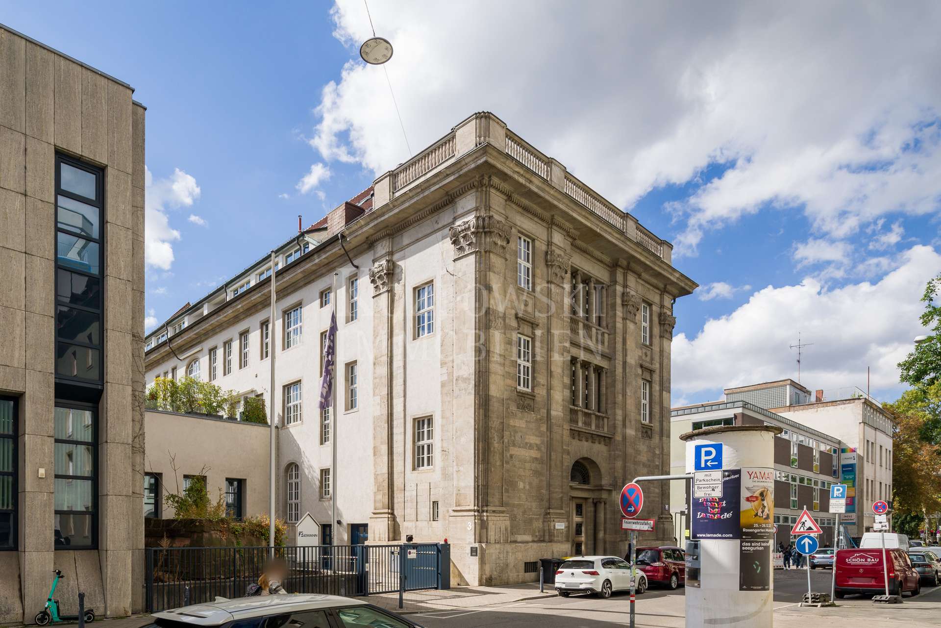 Ehemaliges Bankgebäude