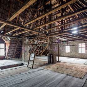 Vorderhaus Dachspeicher 