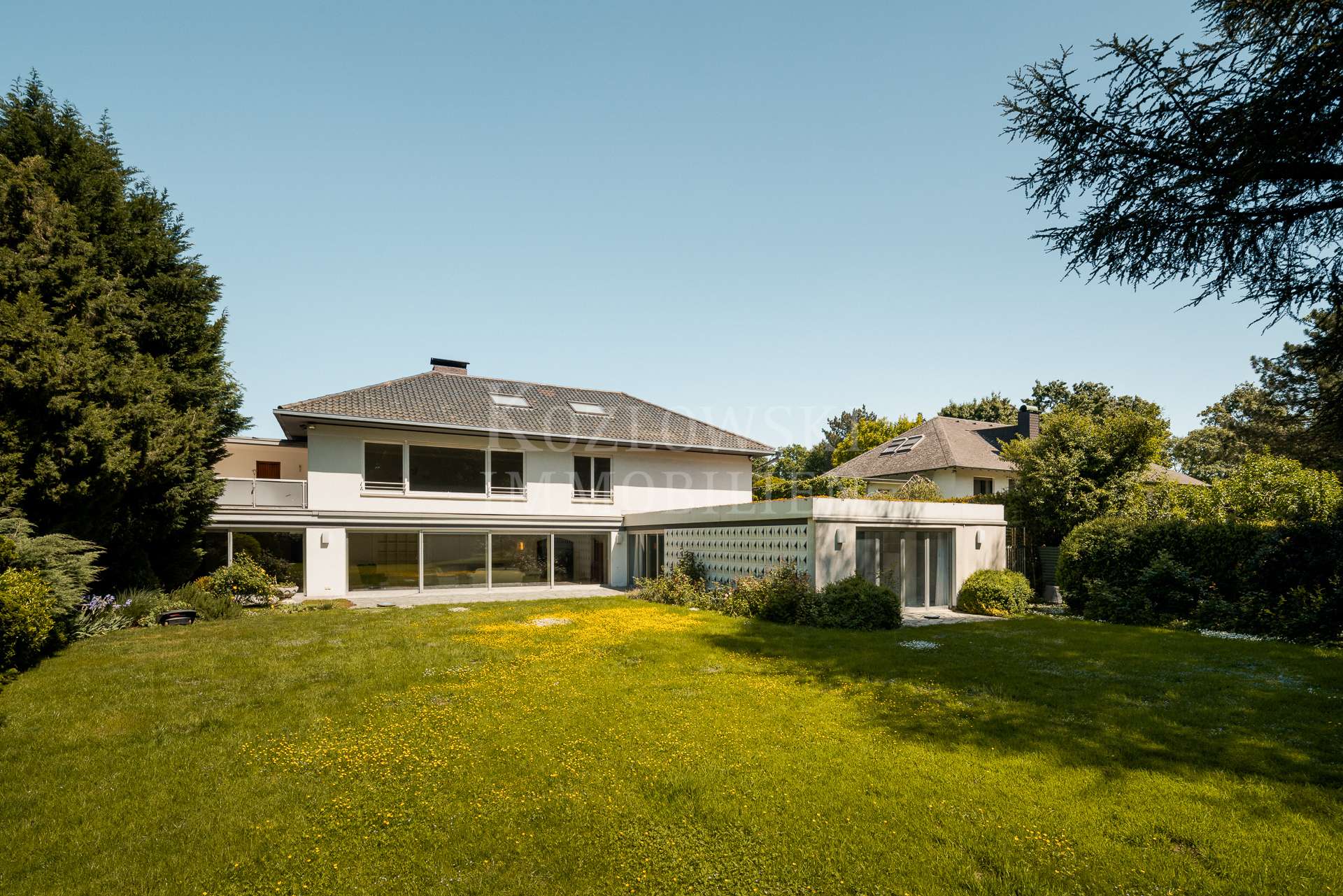 Villa - Gartenansicht
