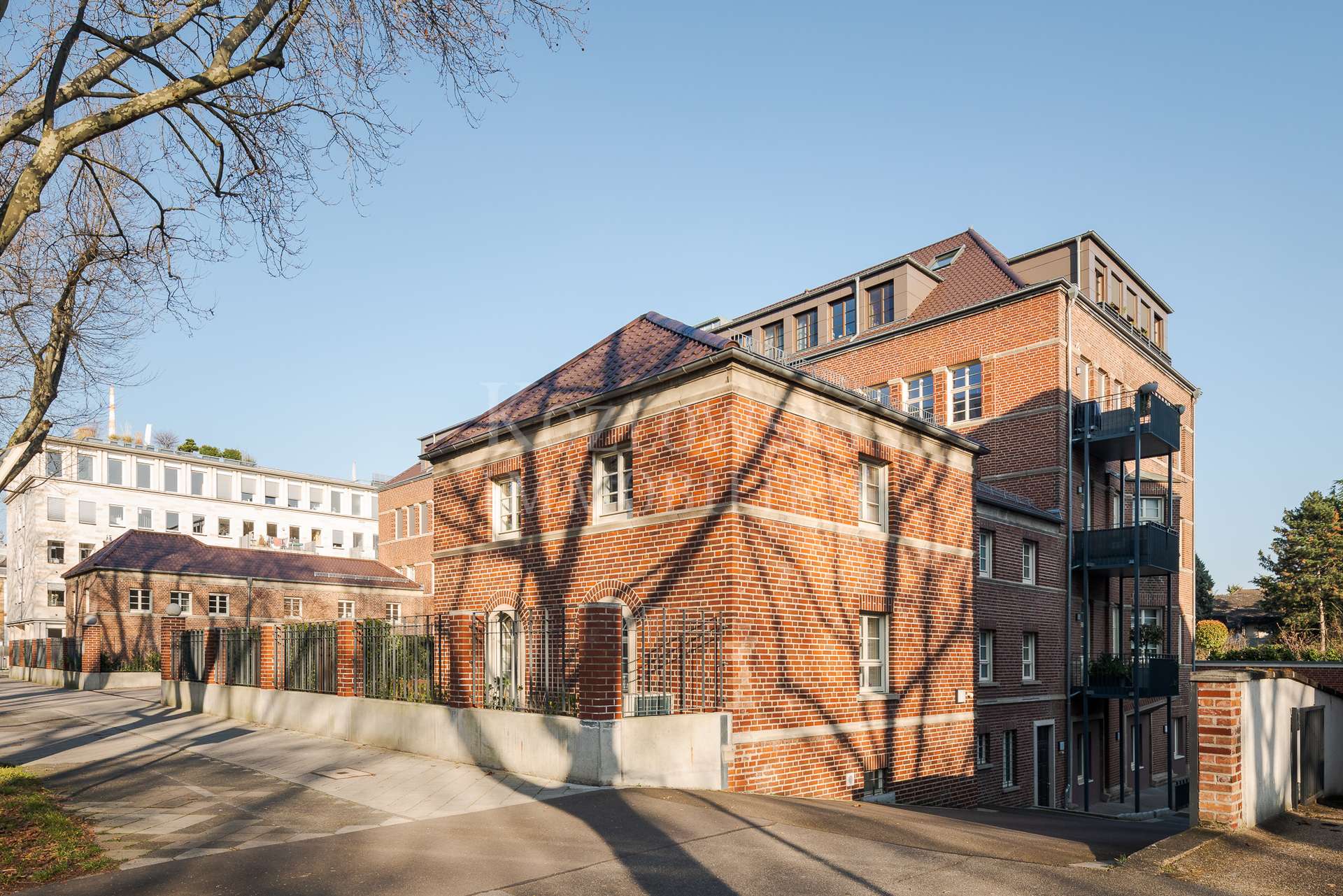 Kavaliershaus - Straßenansicht