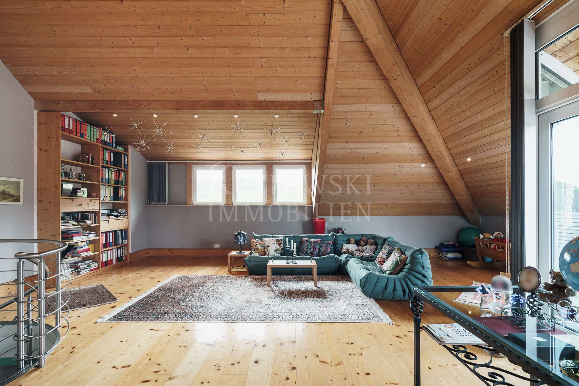 4,6 M Deckenhöhe