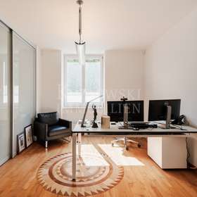 Büro III