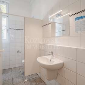 2 x WC
