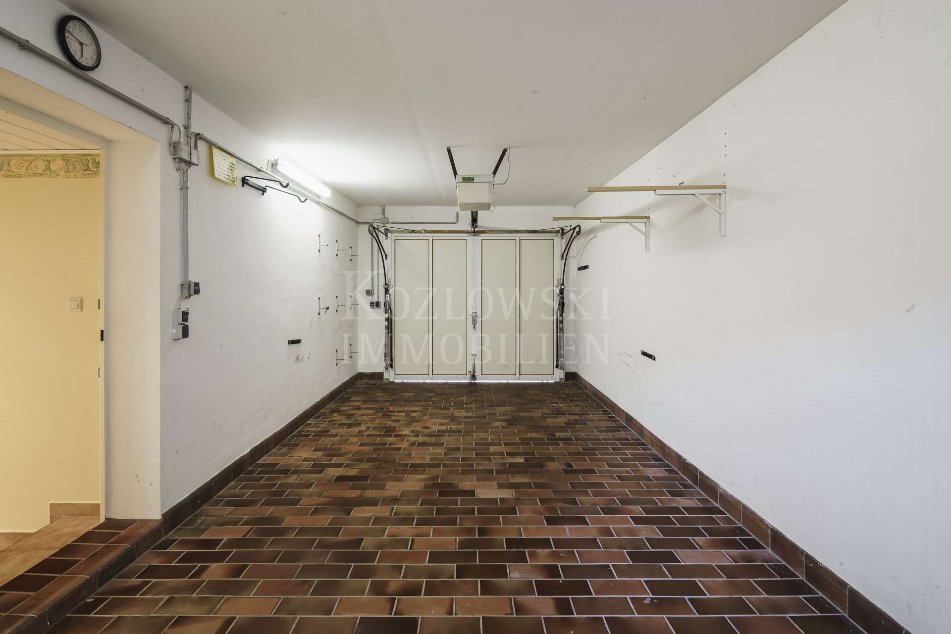 Garage mit Hauszugang