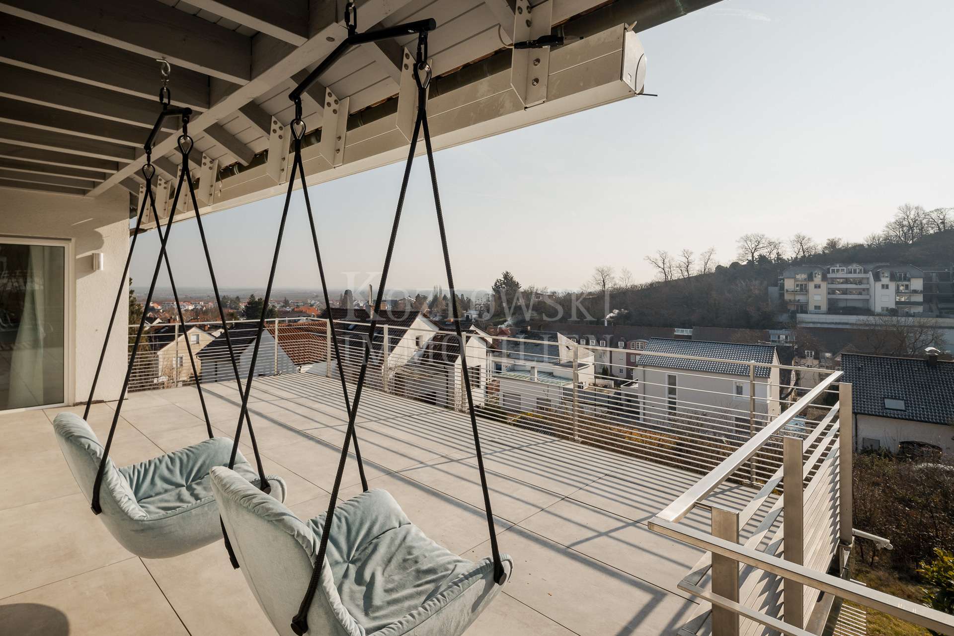 umlaufender Sonnenbalkon