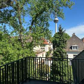 Blick zum Fernsehturm