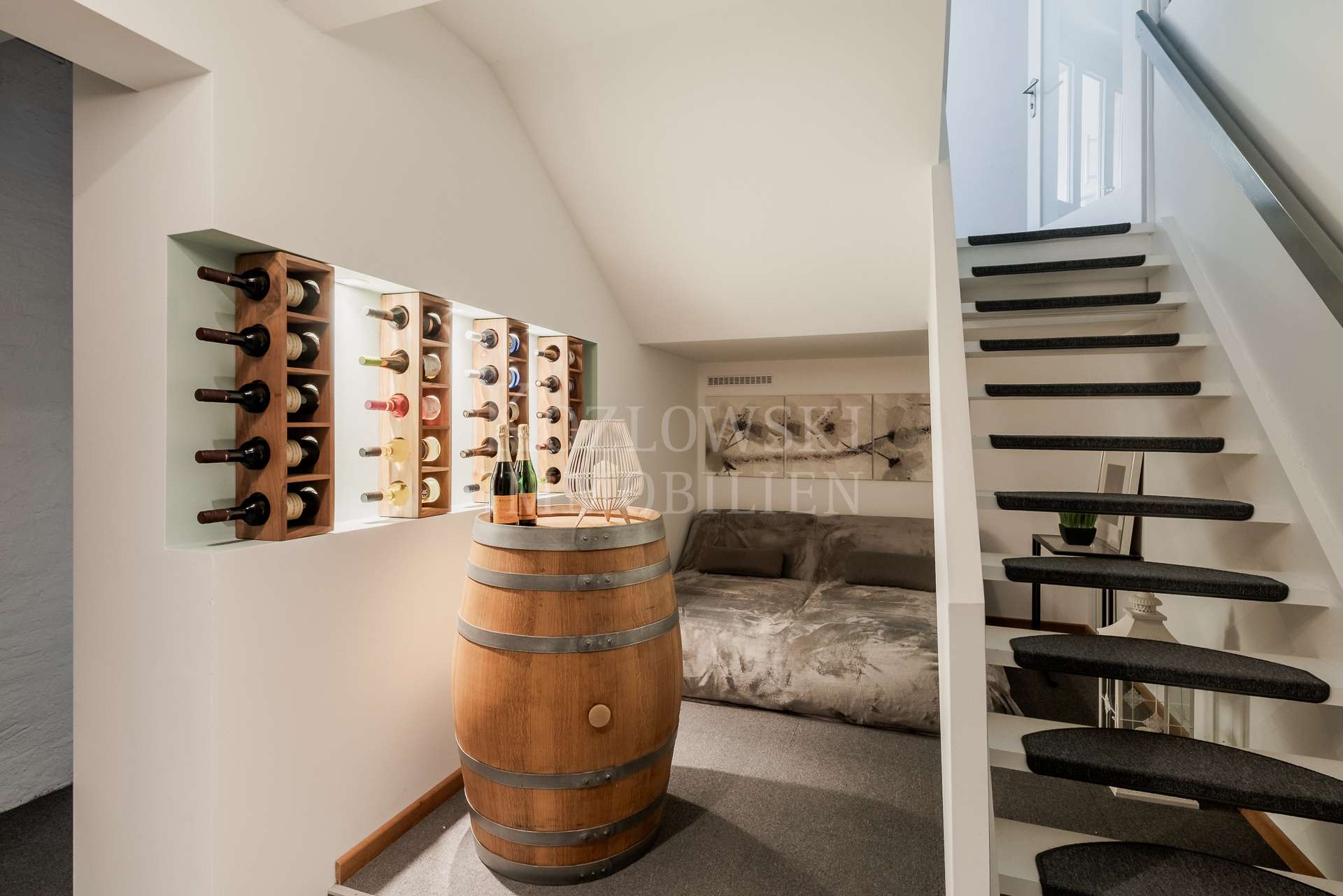 KG - Weinlounge