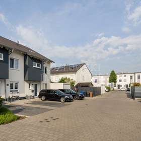 in ruhiger Anliegerstraße