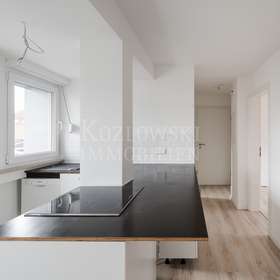 Flur und Einbauküche