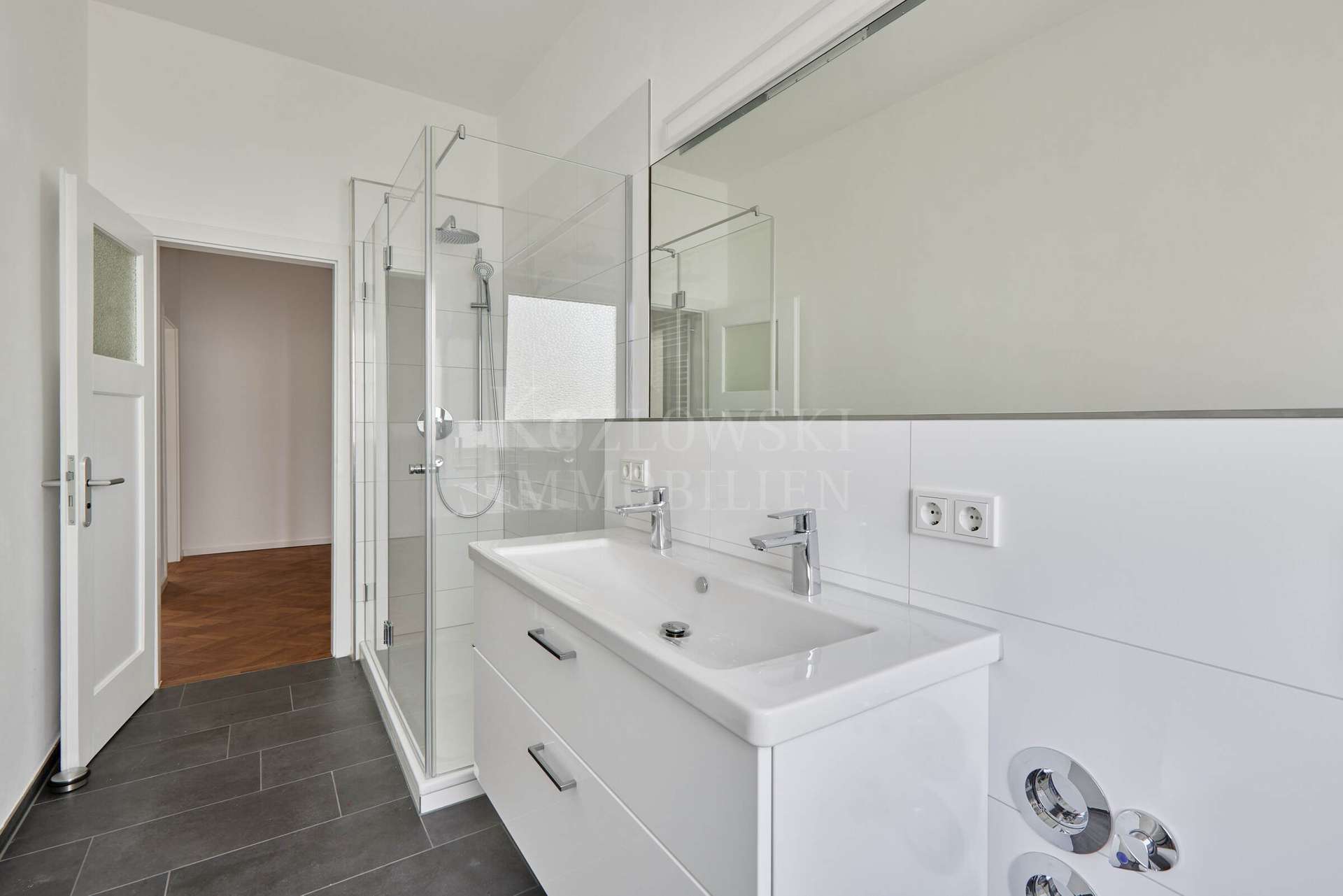 mit Dusche