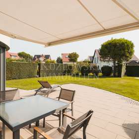Gartenterrasse mit Traumgarten
