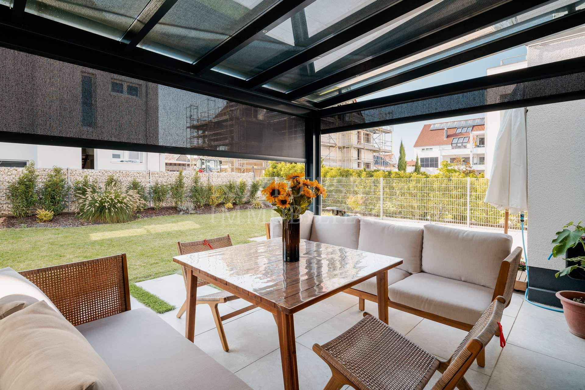 Terrasse mit Pergola