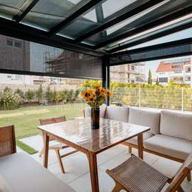 Terrasse mit Pergola