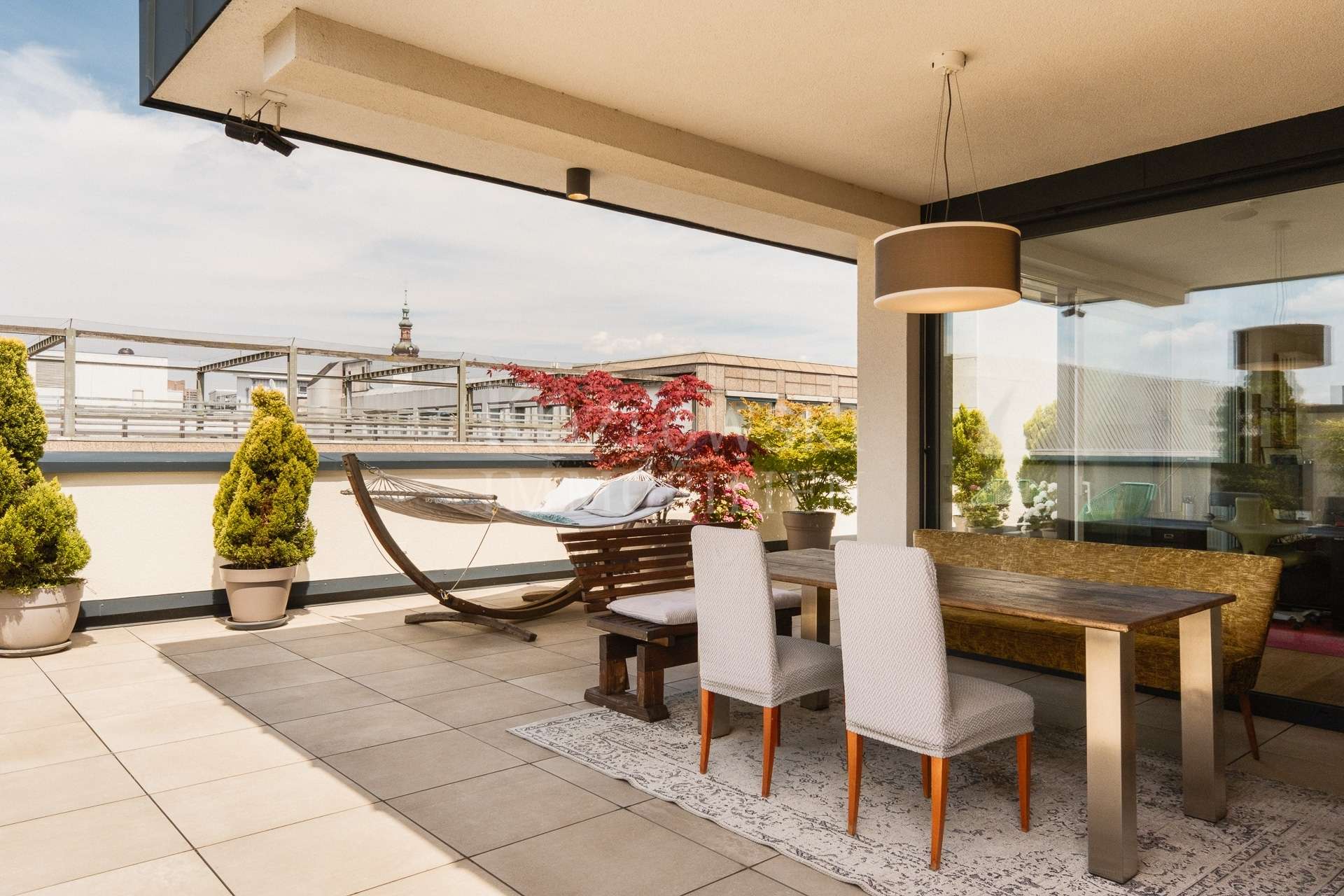 Lounge überdacht