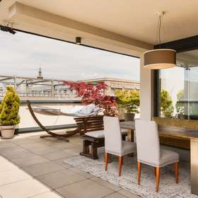 Lounge überdacht