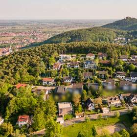 Toplage Hambach