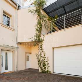 Innenhof mit Garage
