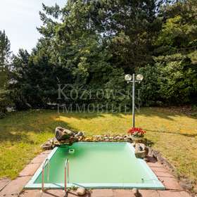 Garten mit Pool