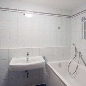 Bad mit Wanne