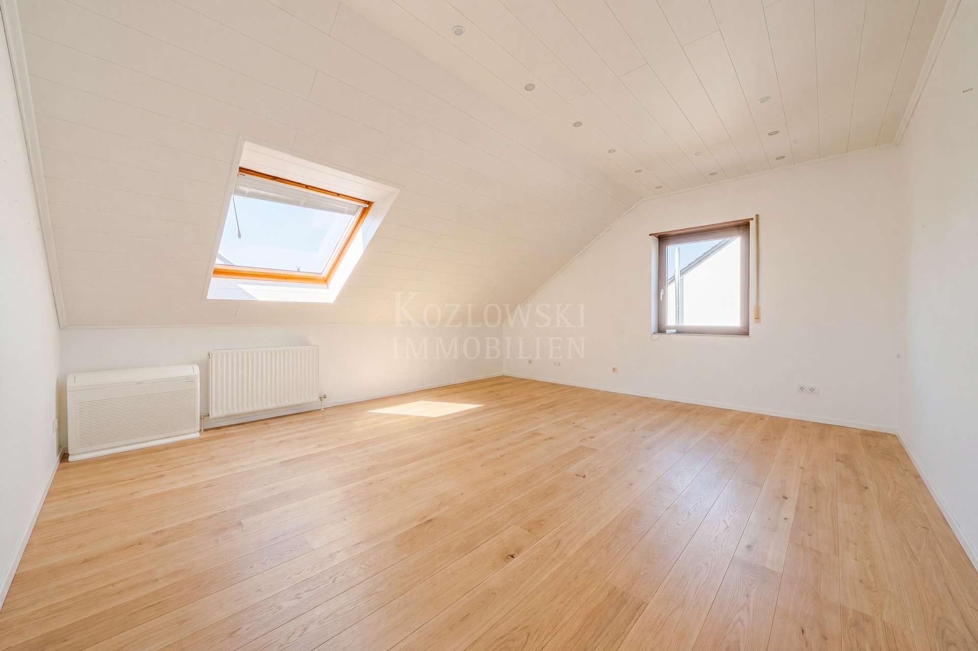 Schlafzimmer II - Boden KI Stagingz