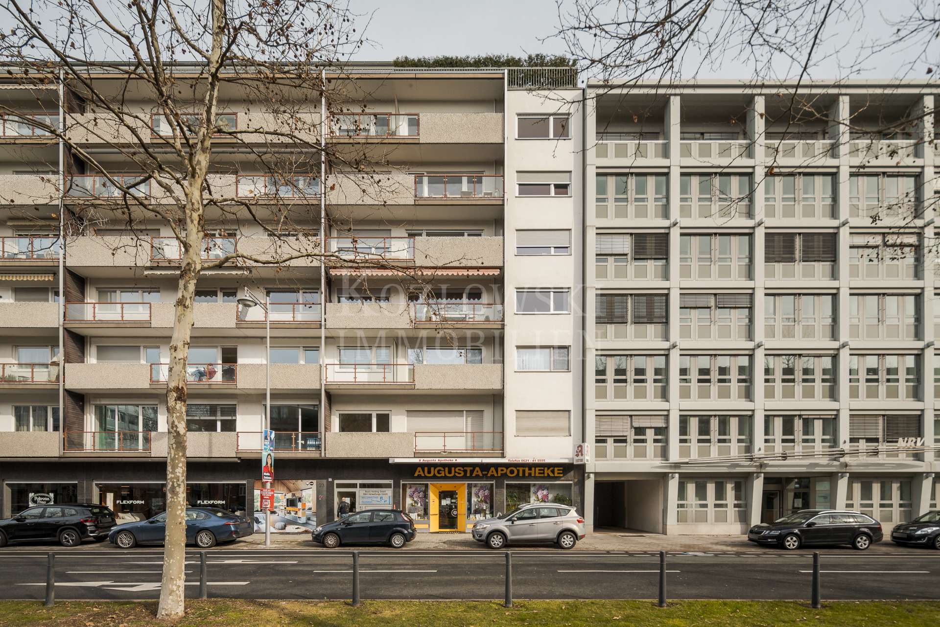 Wohn-Geschäftshaus