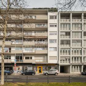 Wohn-Geschäftshaus