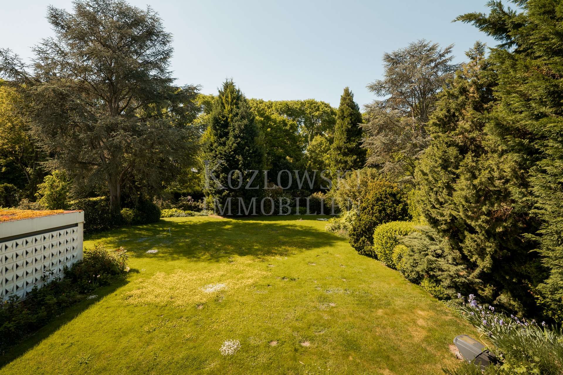 Herrlicher Gartenblick