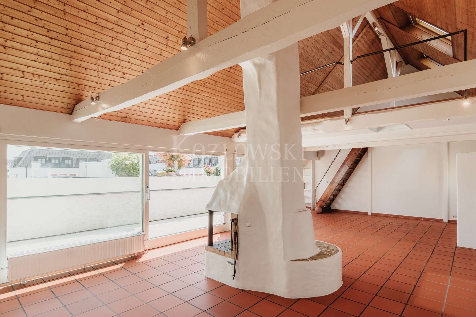 Blick zur Galerie