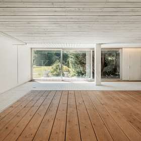 Indoor-Pool (still gelegt)