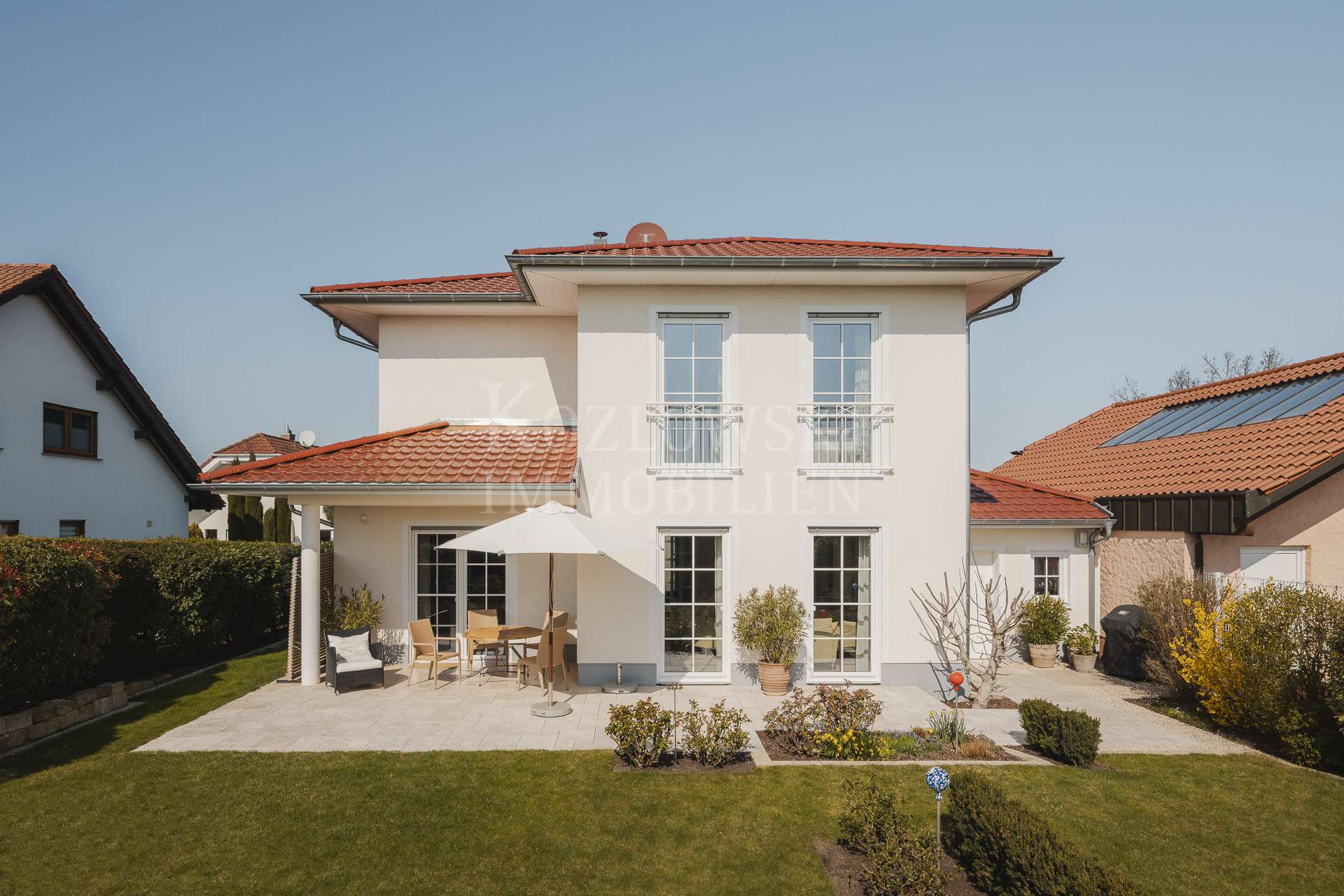 Villa - Gartenansicht