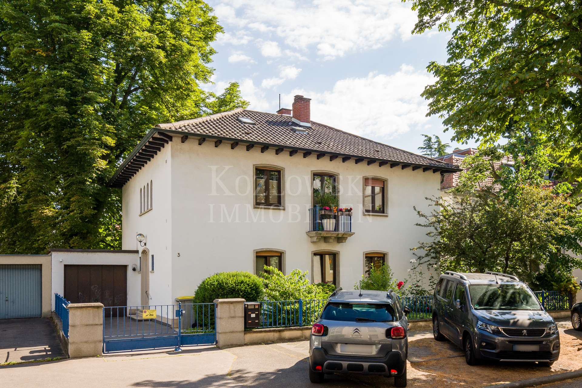 3-Familien-Stadthaus in Toplage