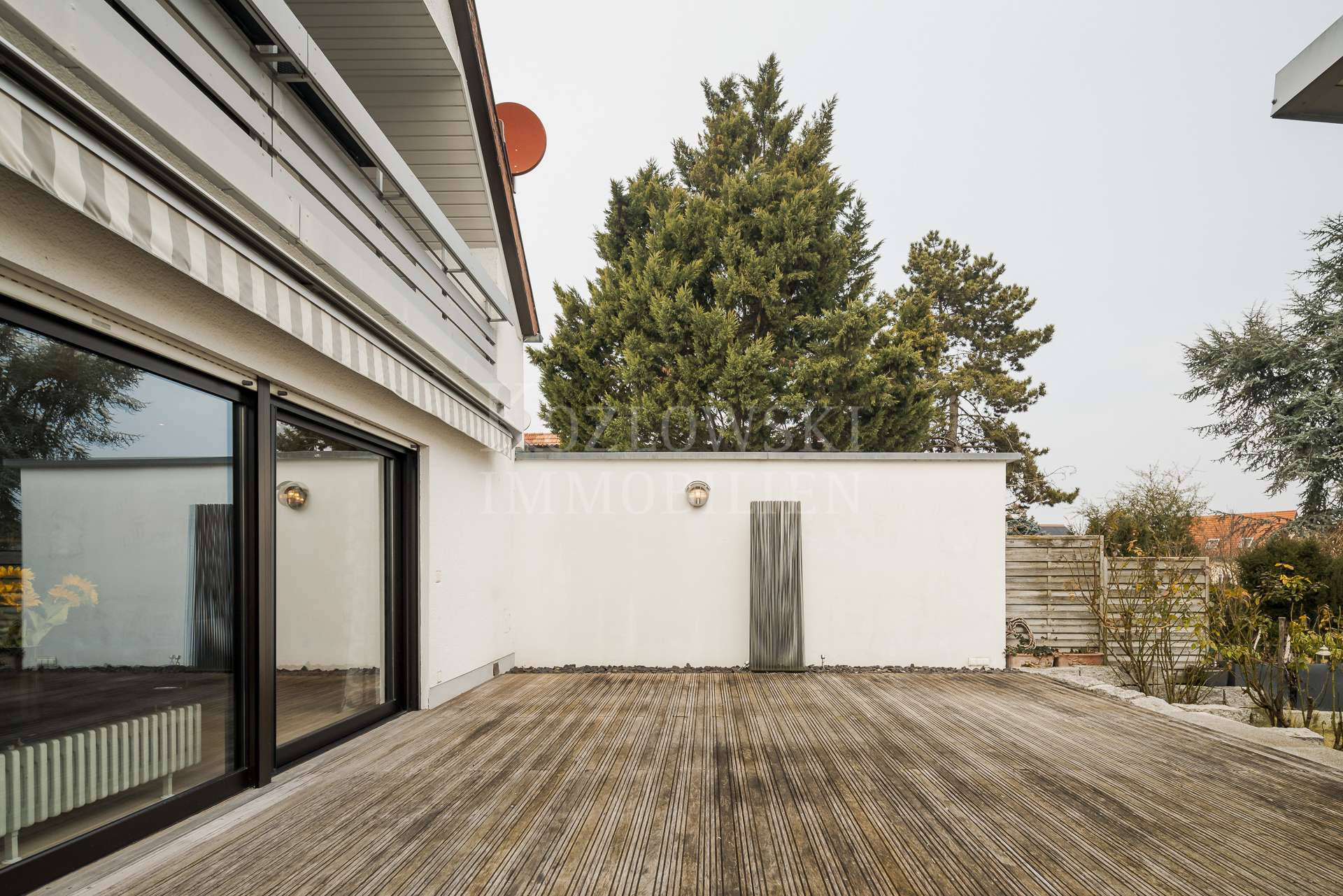 Garten-Terrasse