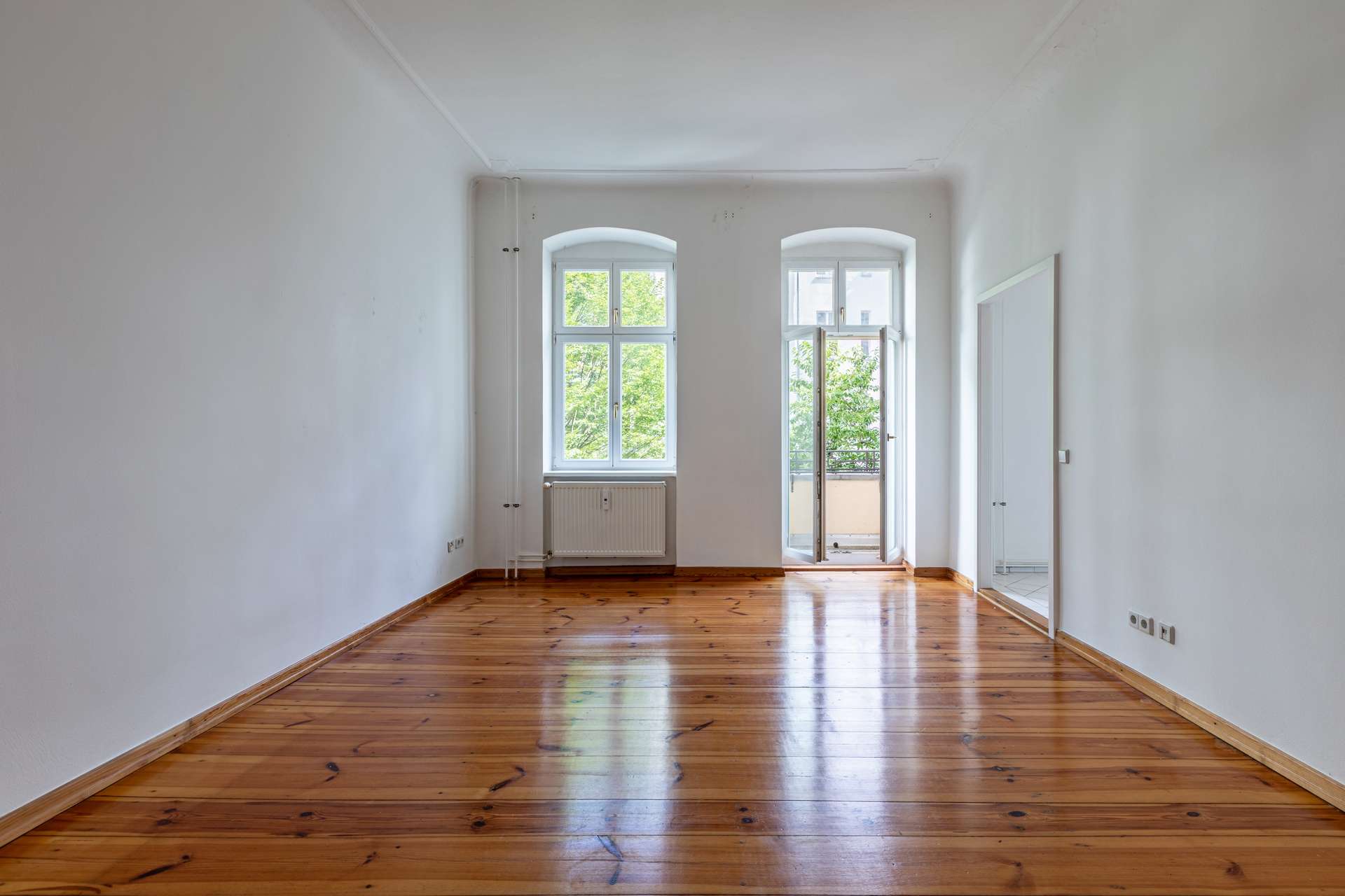 Blick zum Balkon (Originalaufnahme)
