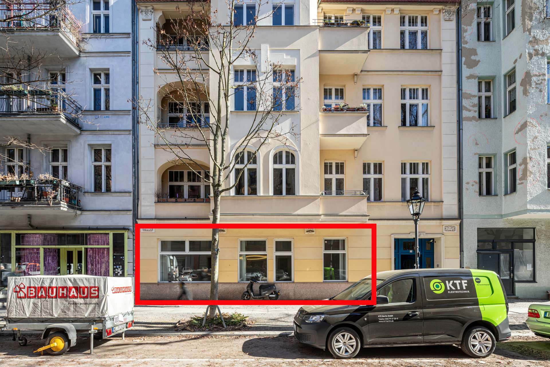Detail Straßenfassade