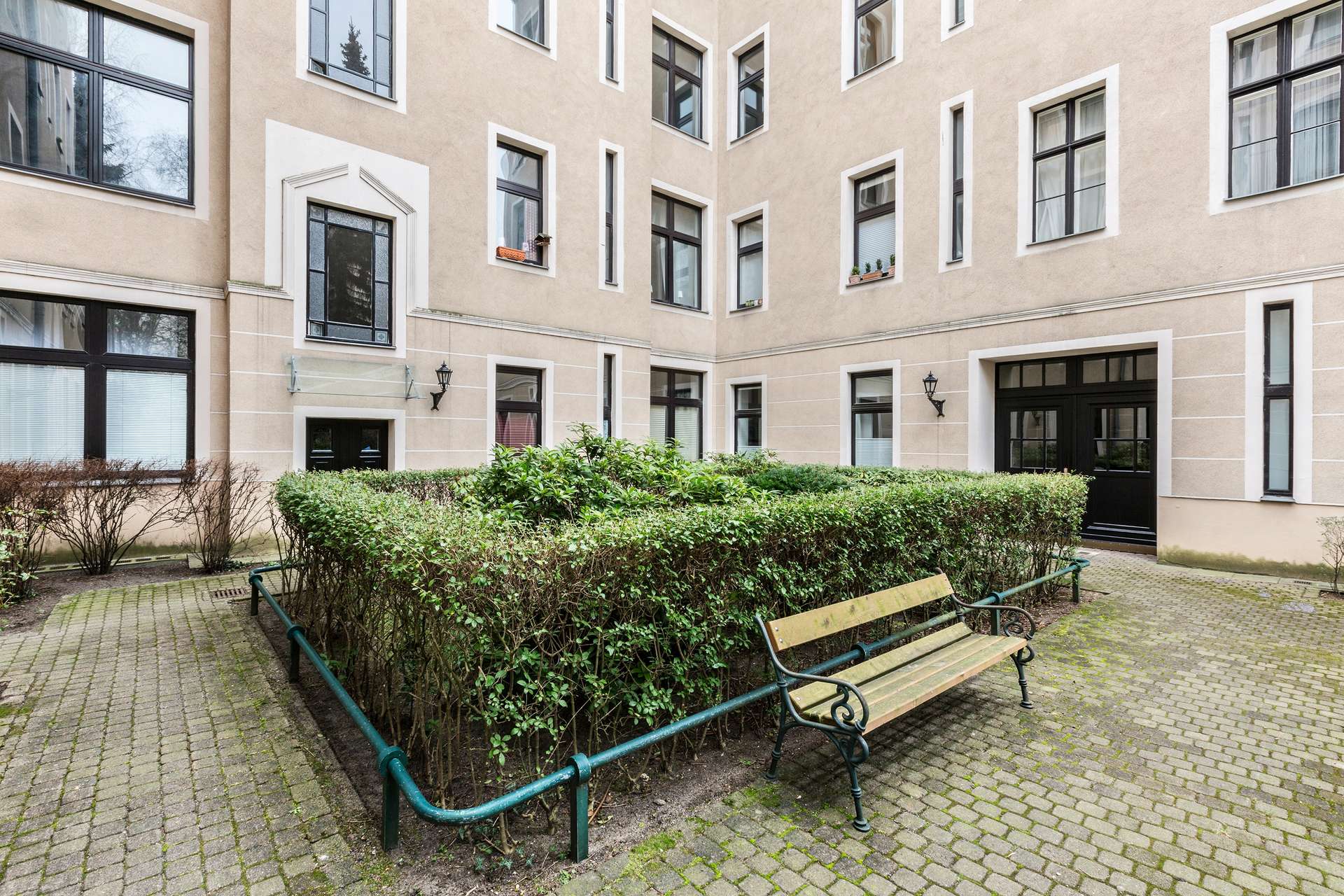 2. Innenhof
