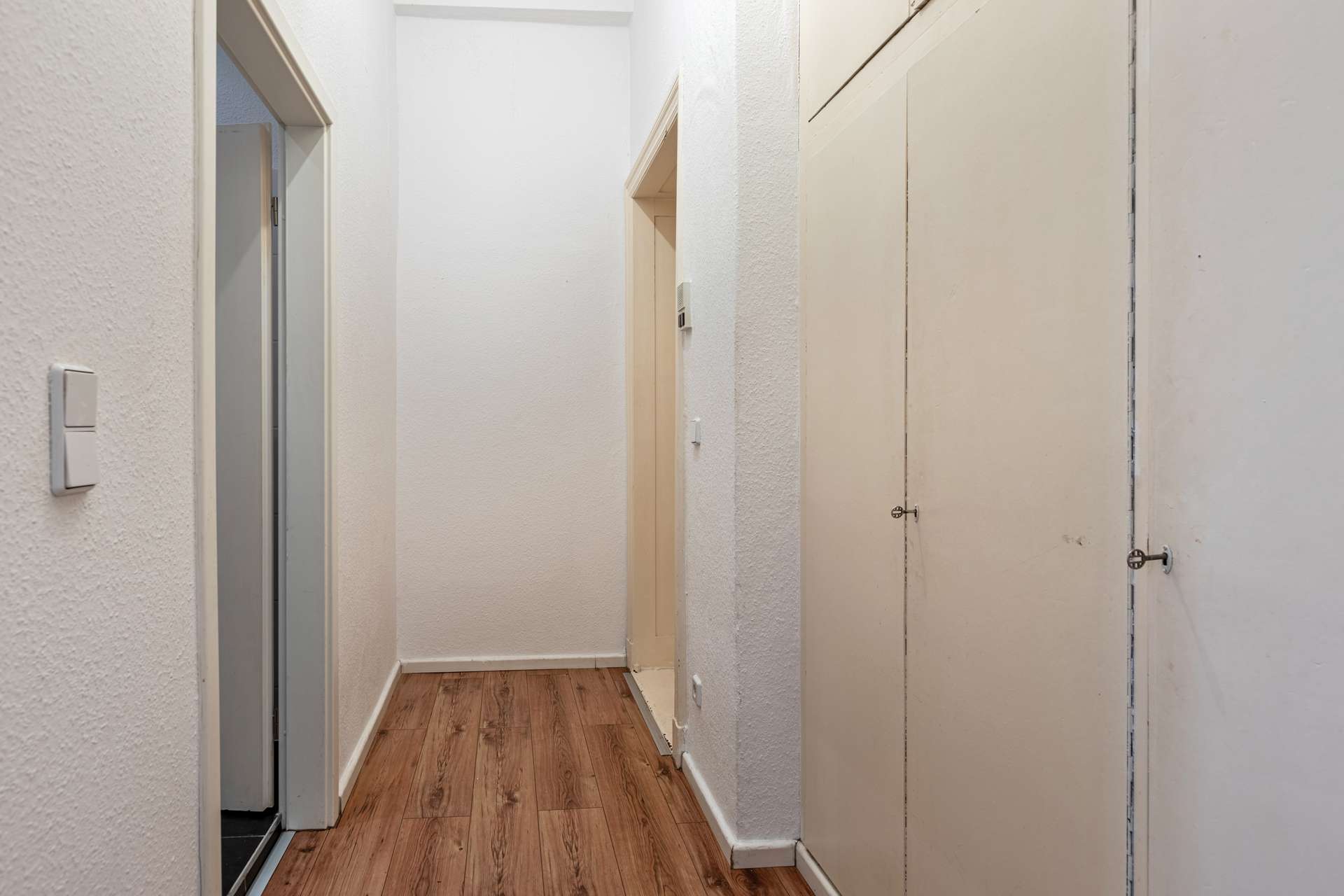 Einbauschrank im Flur