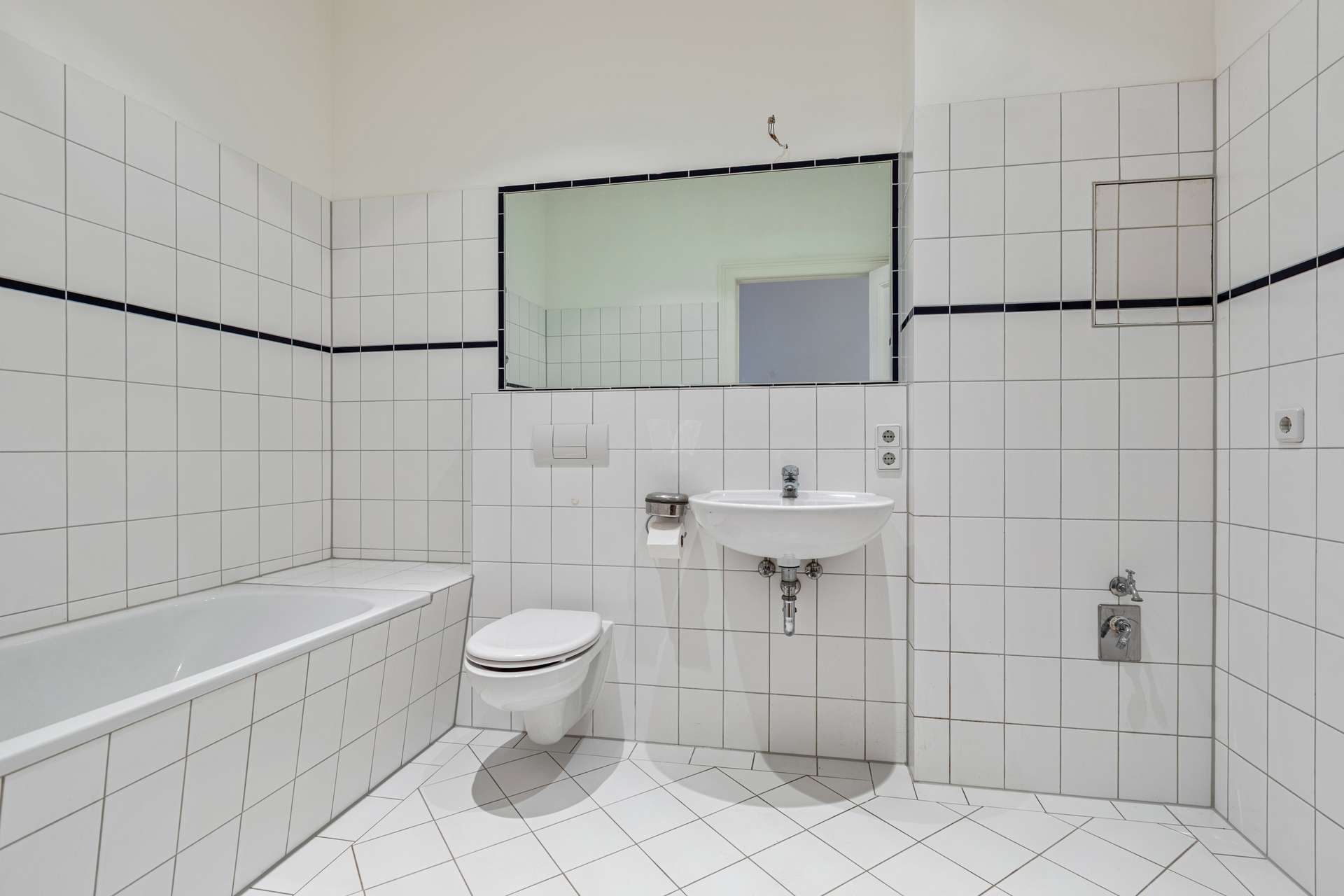 Badezimmer (Originalaufnahme)
