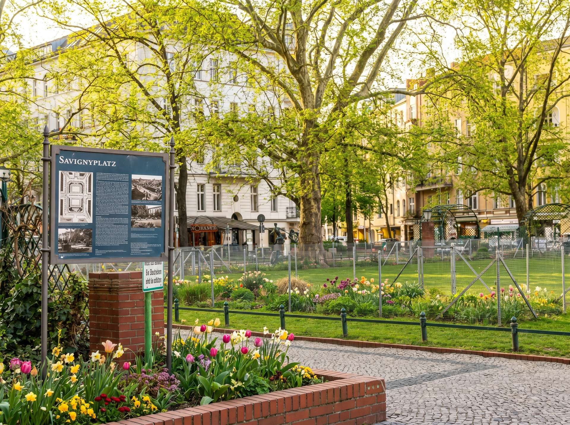 Gartendenkmal Savignyplatz