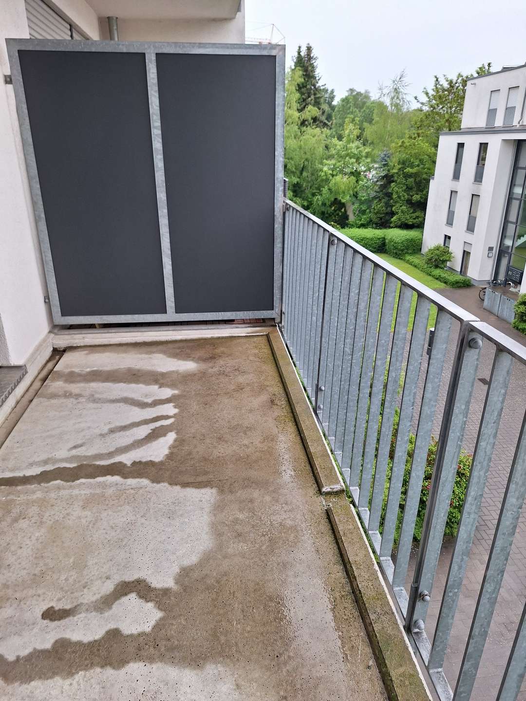 Bonner Str. in Marienburg: Zweizimmer-Komfortwohnung mit Südwestbalkon – Bild 2