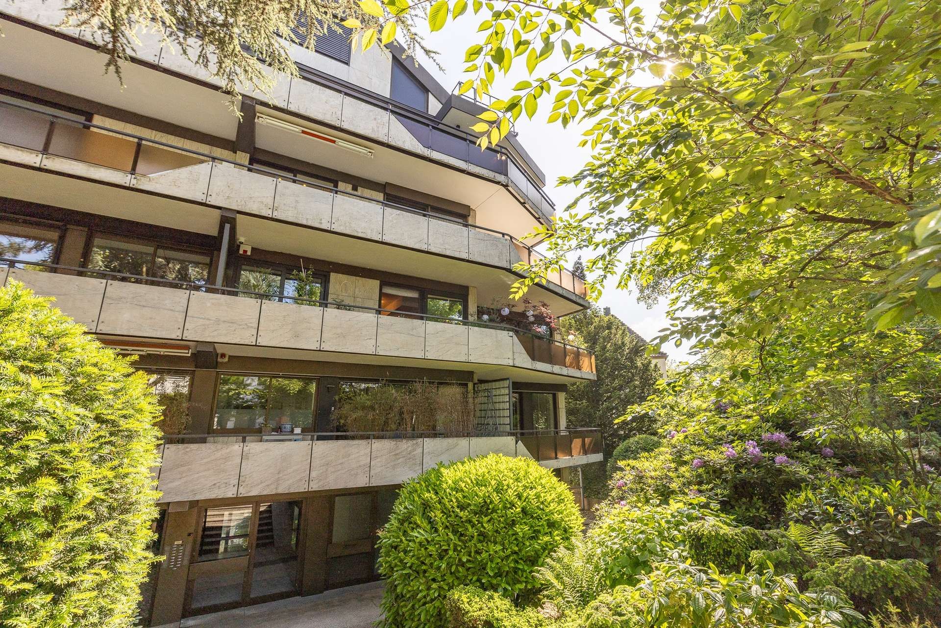 Rarität in Düsseldorfs Bestlage - Exklusives Wohnpaket in Düsseltal – Bild 1