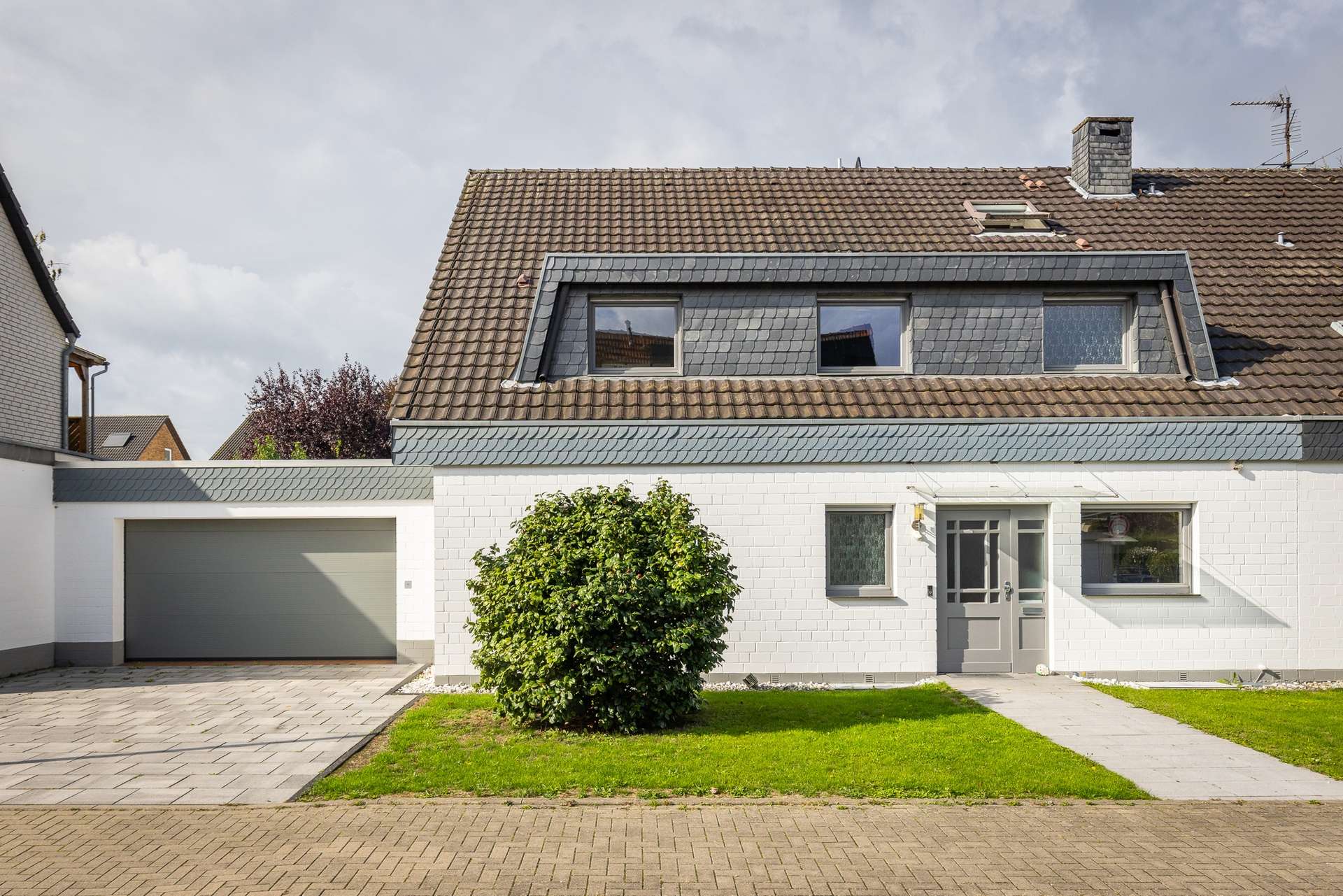 Ein Zuhause mit besonderem Raumgefühl in gefragter Lage von Stommeln – Bild 18