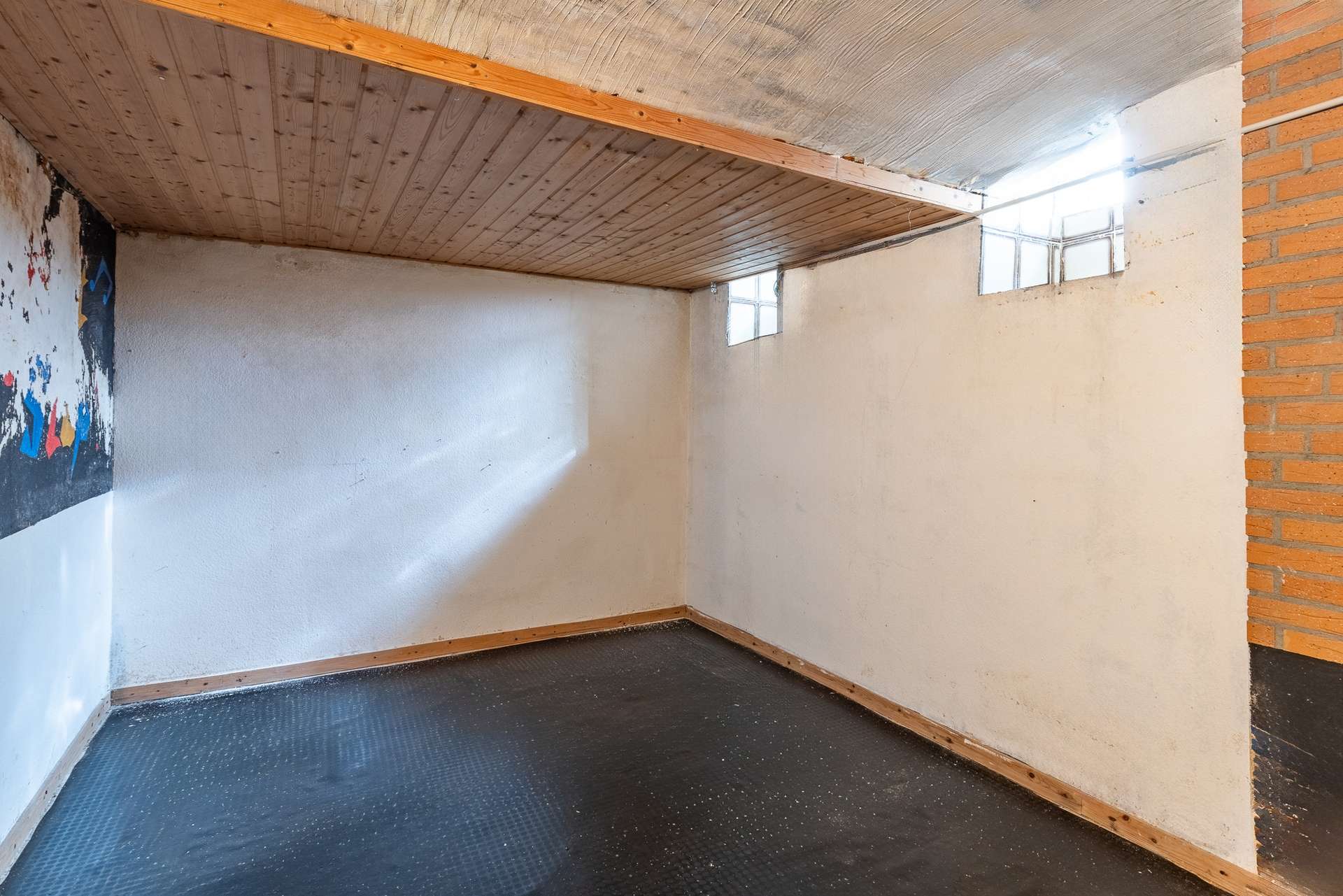 Wohnen nach eigenen Vorstellungen: Bestandshaus mit Neubaupotenzial – Bild 7