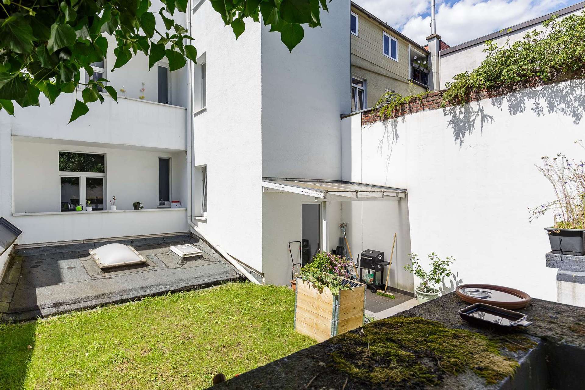 Modernisiertes Mehrfamilienhaus in Wuppertal mit Ausbaureserve – Bild 9