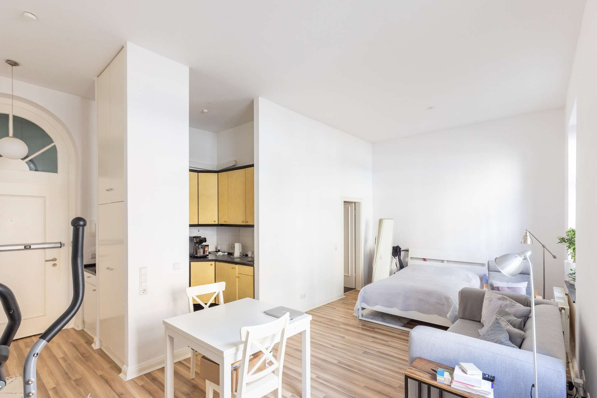 Hochwertige Altbau-Erdgeschosswohnung in Düsseldorf-Friedrichstadt – Bild 4