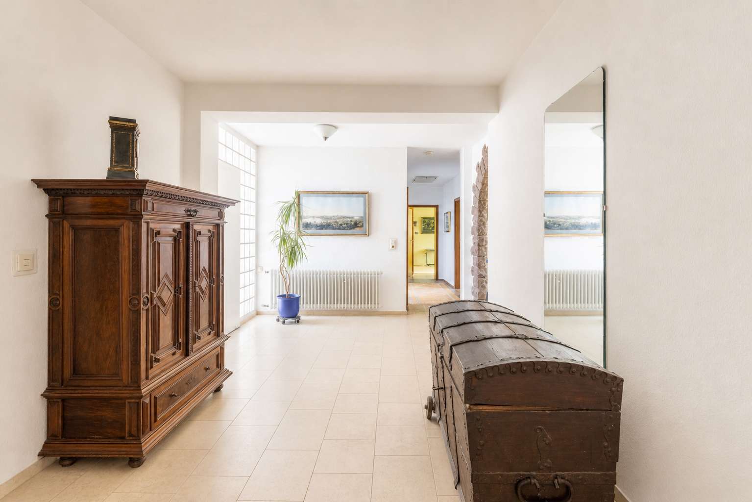 Bungalow mit Weitblick ins Grüne – ruhiges Wohnen auf über 1.000 m² Grundstück – Bild 5
