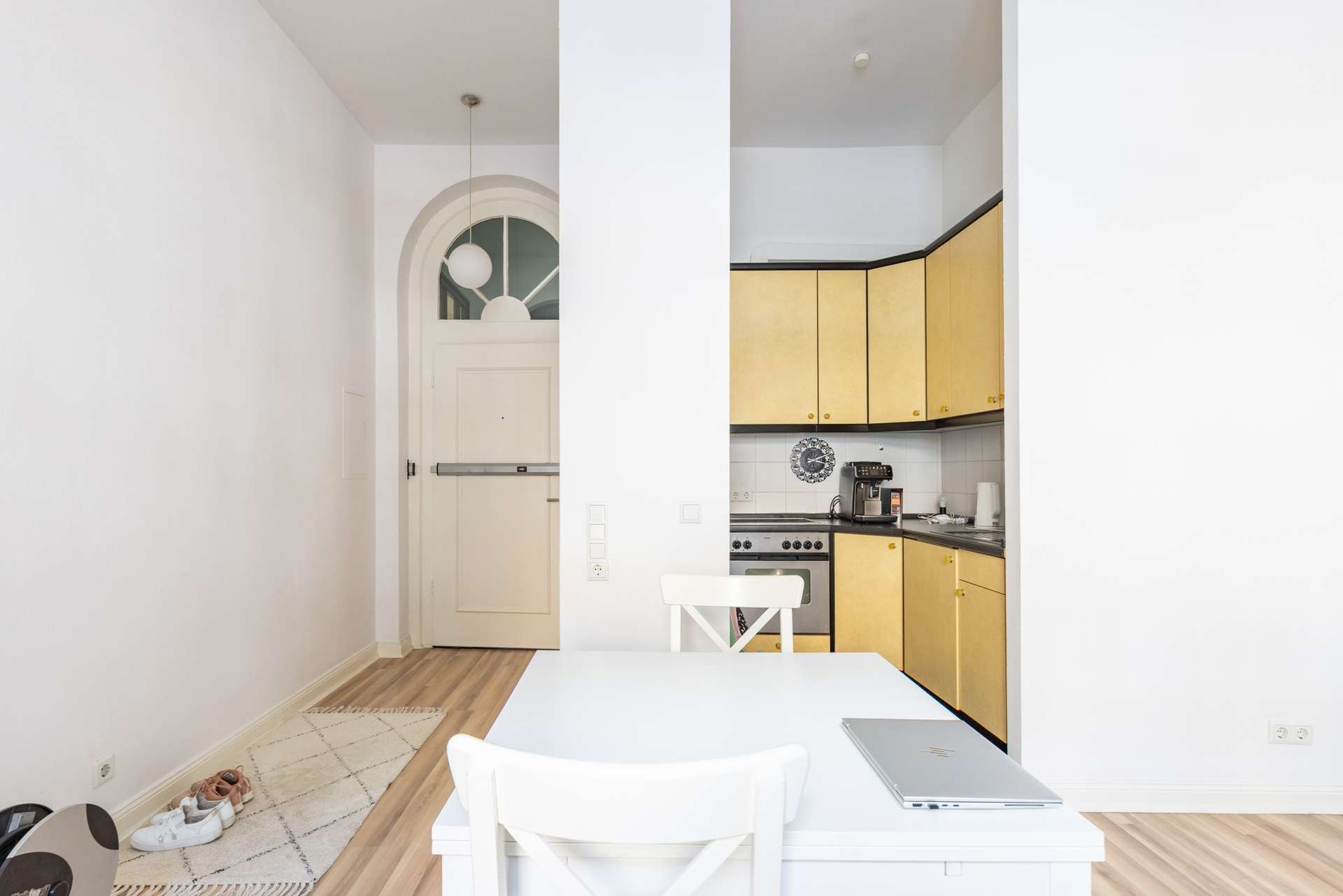 Hochwertige Altbau-Erdgeschosswohnung in Düsseldorf-Friedrichstadt – Bild 5