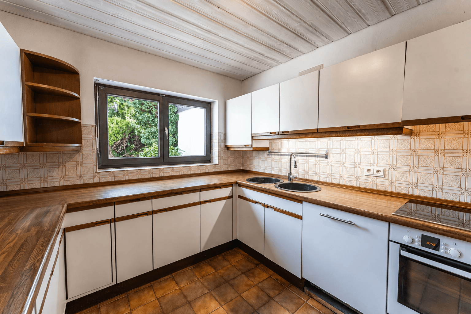 Sofort bezugsfertig | Bungalow mit Garage, Stellplatz & Garten – Bild 7