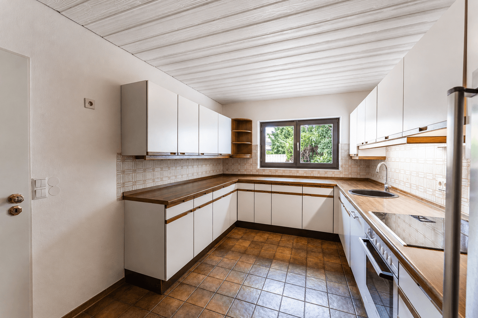 Sofort bezugsfertig | Bungalow mit Garage, Stellplatz & Garten – Bild 6