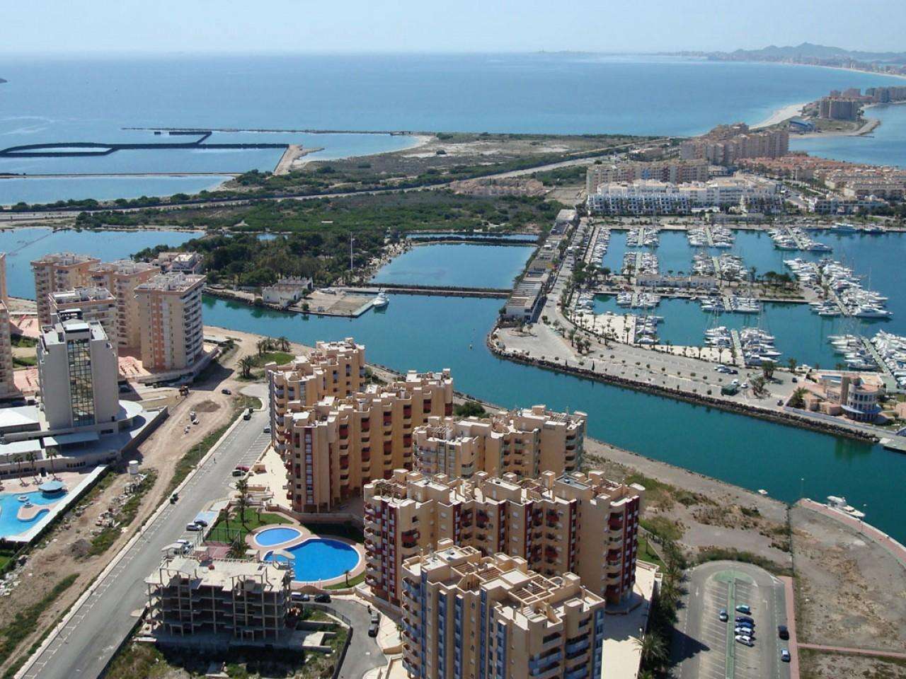 Neubau Apartments mit 2 Schlafzimmern und 2 Badezimmern in La Manga| Ref: MA-1428 – La manga